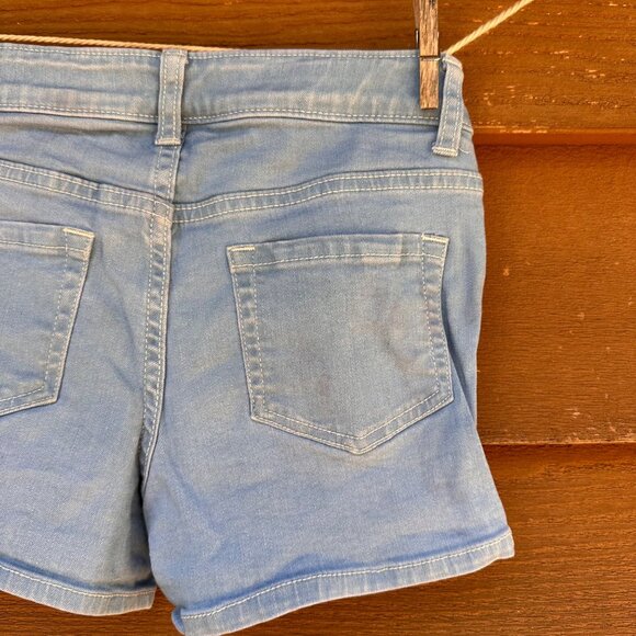 Cat & Jack Girls Super Stretch Denim Shorts With Mermaid Sequin Detail Size 10/1 - Picture 7 of 8